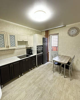 2-к квартира, вторичка, 65м2, 1/9 этаж