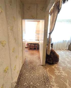 2-к квартира, вторичка, 43м2, 1/5 этаж