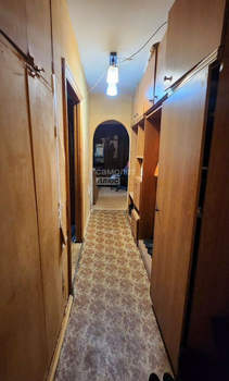 3-к квартира, вторичка, 60м2, 1/9 этаж