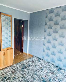 2-к квартира, вторичка, 42м2, 3/5 этаж