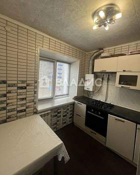 2-к квартира, вторичка, 42м2, 2/5 этаж