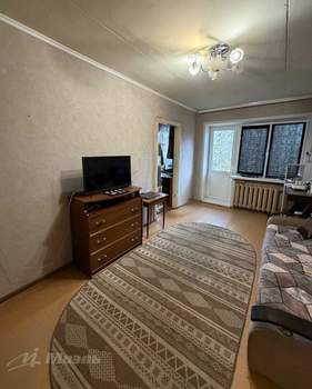 2-к квартира, вторичка, 42м2, 3/5 этаж