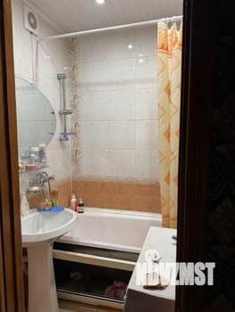 3-к квартира, вторичка, 63м2, 9/10 этаж