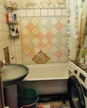 3-к квартира, вторичка, 56м2, 1/9 этаж