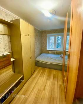 2-к квартира, вторичка, 42м2, 3/5 этаж