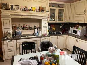 2-к квартира, вторичка, 63м2, 7/10 этаж