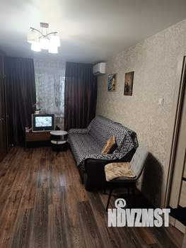 2-к квартира, вторичка, 40м2, 1/5 этаж