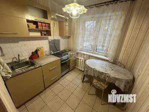 2-к квартира, вторичка, 42м2, 3/5 этаж