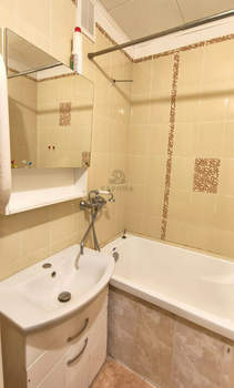 2-к квартира, вторичка, 47м2, 1/5 этаж