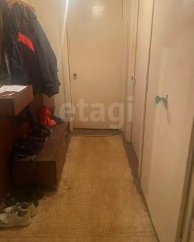 3-к квартира, вторичка, 62м2, 1/9 этаж