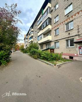 4-к квартира, вторичка, 58м2, 5/5 этаж